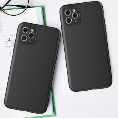 6. Etui Wozinsky Soft Case na Samsung Galaxy S24 FE - czarne