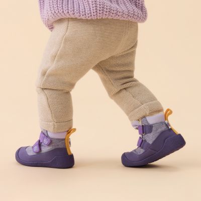 13. Buty zimowe barefoot do nauki chodzenia Affenzahn Snuggy Butterfly (01502-40214)