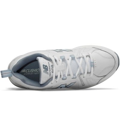 9. Buty sportowe New Balance W WX608WB5
