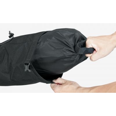 2. Torba rowerowa podsiodłowa TOPEAK BACKLOADER black (15 litrów)