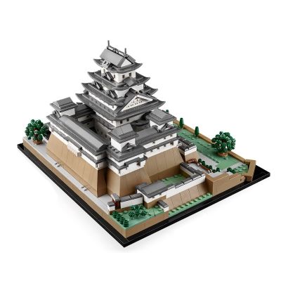 24. LEGO Architecture 21060 Zamek Himeji
