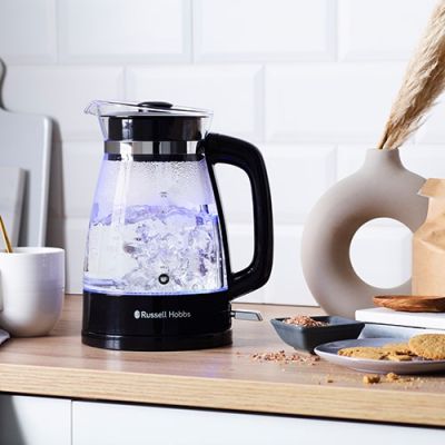 3. Russell Hobbs 26080-70 czajnik elektryczny 1,7 l 2400 W Czarny, Przezroczysty
