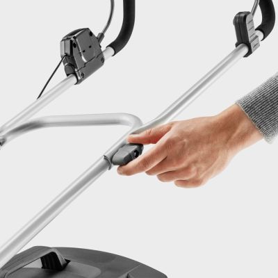 2. Akumulatorowa kosiarka do trawy KARCHER LMO 2-18 - 1.445-400.0