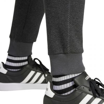5. Spodnie męskie adidas Seasonal Essentials Mélange szare IW6357