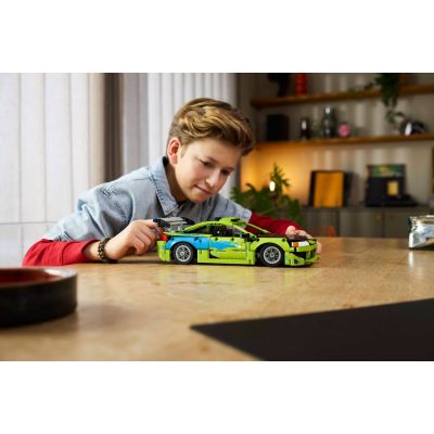 7. LEGO Technic 42229 - Samochód Fast and Furious Mitsubishi Eclipse