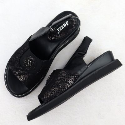 6. Sandały damskie na podwyższeniu z gumą czarne Jezzi  RMR2267-2