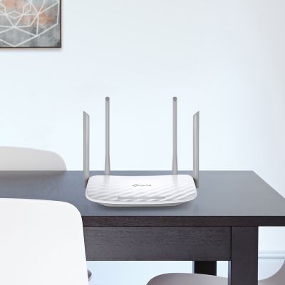 5. Router TP-LINK Archer C50