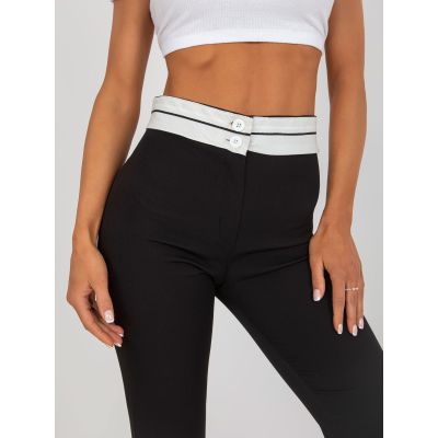 5. Czarne materiałowe spodnie dzwony bez kieszeni  (DHJ-SP-6971.33P)