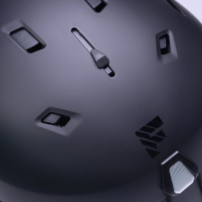7. Kask Iguana Fangi 92800622351