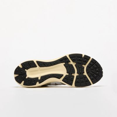 4. Buty do biegania Veja Condor 3 Adv Enmesh M CE2820742B