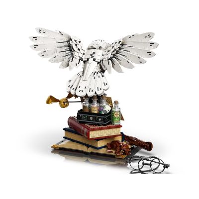 17. LEGO Harry Potter 76391 Ikony - Hogwartu Edycja Kolekcjonerska
