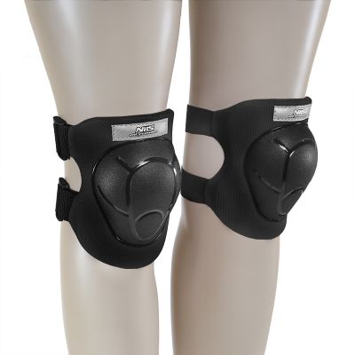 35. Ochraniacze zestaw Nils Extreme czarny H210 rozmiar S