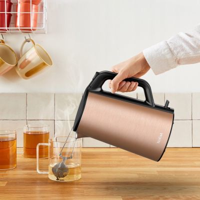 13. Czajnik elektryczny TEFAL KI583C