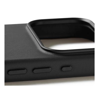 7. Mujjo Leather Case - etui skórzane do iPhone 17 Pro kompatybilne z MagSafe (black)