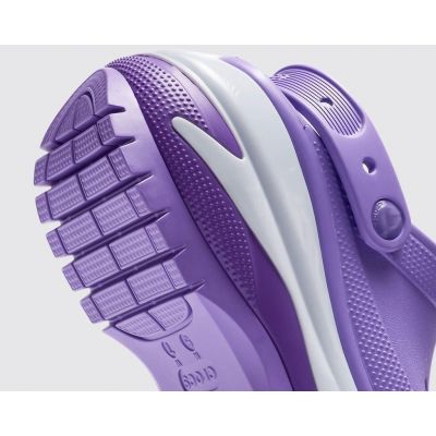 3. Chodaki Crocs Mega Crush Clog 207988-2DS 207988-5AJ