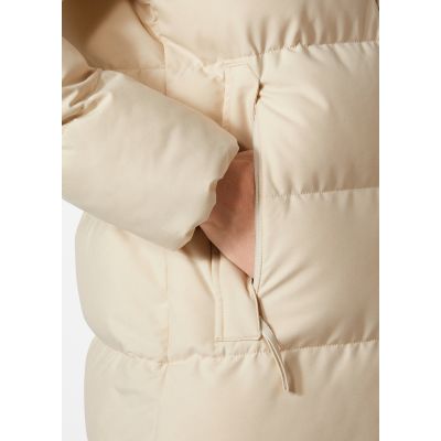 9. Płaszcz Helly Hansen Blossom Puffy Parka W 53624 034