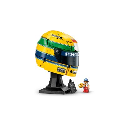 8. LEGO Editions V 43024