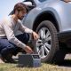 5. Pompka elektryczna Ugreen 150 PSI 12V do opon samochodowych z wyświetlaczem cyfrowym - szara