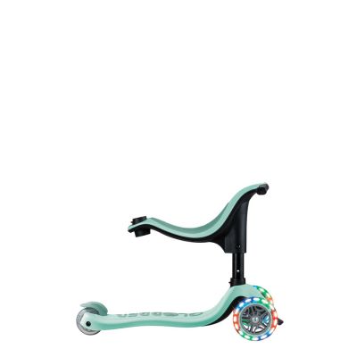 11. Hulajnoga z siedziskiem GO•UP SPORTY LIGHTS (452-706-4 S)