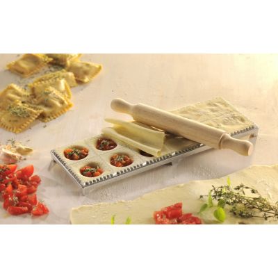 3. GEFU TASCA Foremka do ravioli