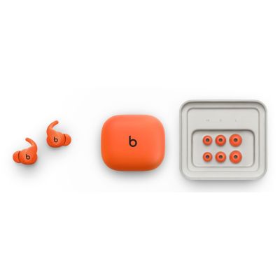 5. Słuchawki bezprzewodowe Beats Powerbeats Fit douszne (jasnopomarańczowe)