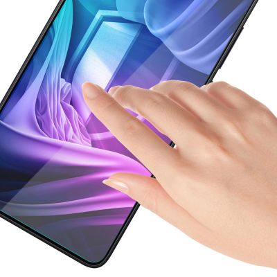 2. Folia matowa 3mk Silky Matt Pro na Xiaomi Poco F7 Pro / Xiaomi Poco F7 Ultra