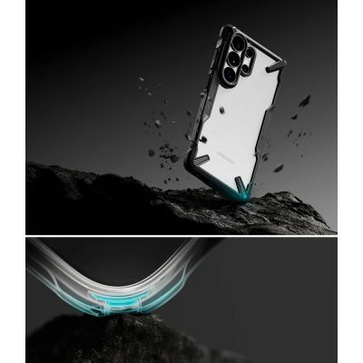 7. Etui Ringke Fusion X na Samsung Galaxy S26 Ultra - przezroczysto-czarne