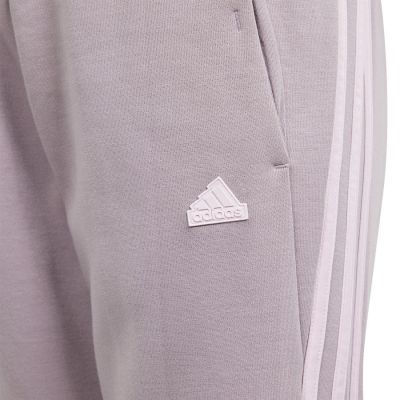 8. Spodnie adidas 3 Stripes FI Pant Jr IS3410