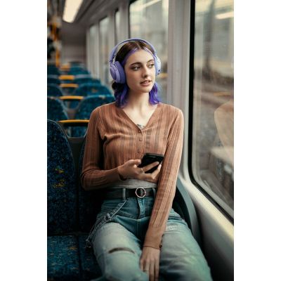 15. Słuchawki Steelseries Arctis Nova 3P Wireless do Playstation, Levander