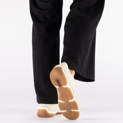 6. Półbuty damskie komfortowe białe Rieker  55920-80