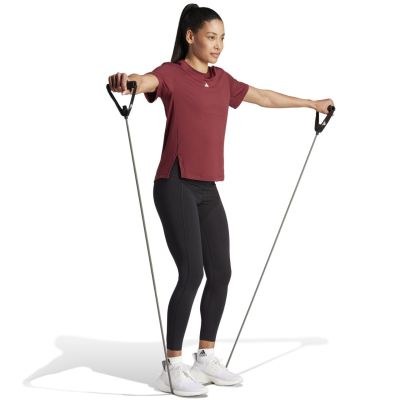 10. Koszulka adidas Versatile Tee W IL1365