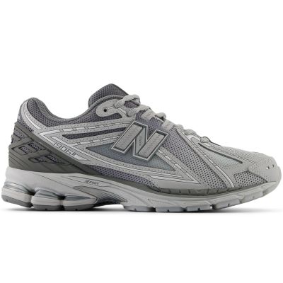 7. Buty sportowe New Balance U1906RNY