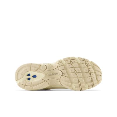 5. Buty New Balance Jr GR530AA