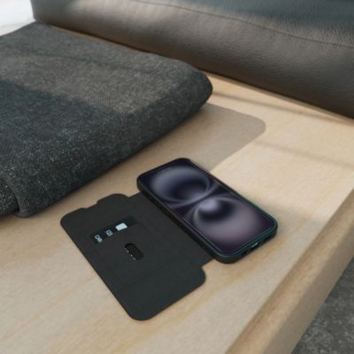 4. Etui skórzane Puro Book Mag MagSafe z klapką i schowkiem na karty do iPhone 16 - czarne