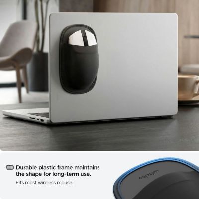 14. Etui Spigen LD220 Mouse Sleeve na myszkę - czarna