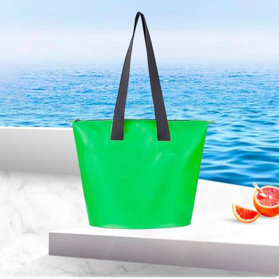 5. Wodoodporna torba 11L PVC - zielona