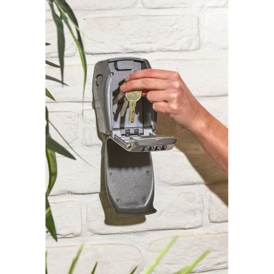 2. MASTER LOCK KASETKA NA KLUCZE HD Z ZAMKIEM SZYFROWYM 5415EURD