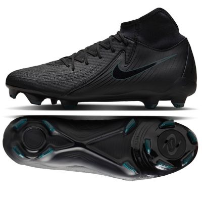 8. Buty piłkarskie Nike Phantom Luna II Academy FG/MG M FD6725-002