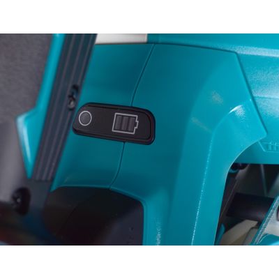 11. Pilarka tarczowa bezszczotkowa MAKITA DHS680Z (165mm)
