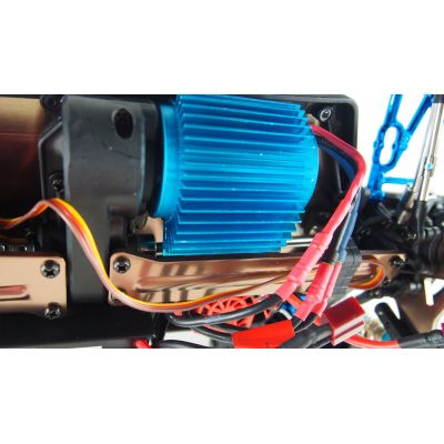7. Samochód RC Amewi Crusher Monster Truck, Akumulator Li-Po 2200mAh, Wiek 14+