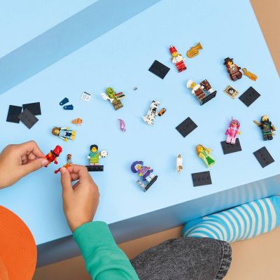 7. LEGO Minifigurki 71052 - Seria 29 V110