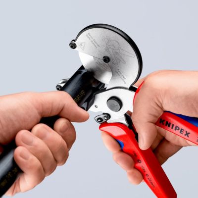 47. KNIPEX OBCINAK DO RUR KOMPOZYTOWYCH I PLASTIKOWYCH