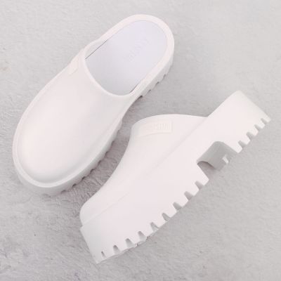 3. Chodaki na masywnej podeszwie Big Star W NN274015 INT2083B