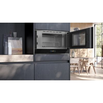 3. Kuchenka mikrofalowa SIEMENS BE732R1B1
