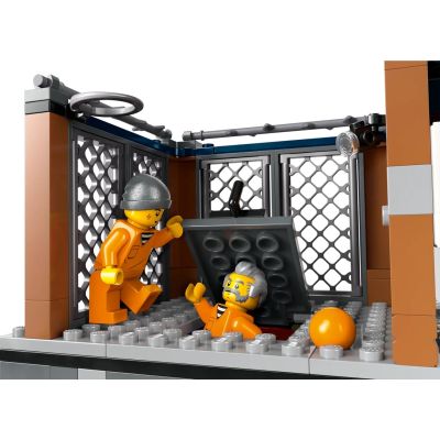 18. LEGO City 60419 Policja z Więziennej Wyspy