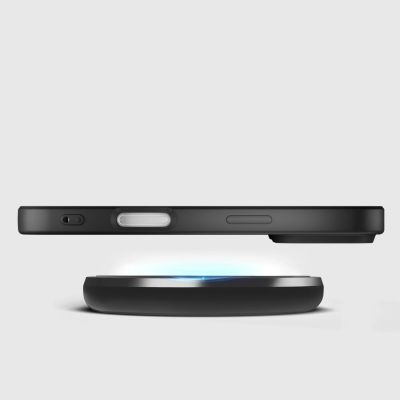 8. Etui SBS Instinct na iPhone 17 Pro Max - czarne