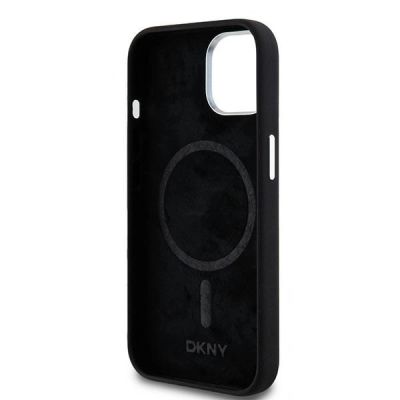 7. Etui DKNY Liquid Silicone Small Metal Logo MagSafe na iPhone 15 Plus / 14 Plus - czarne