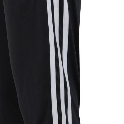 5. Spodenki adidas Tiro 23 3/4 Pants Jr HS3552