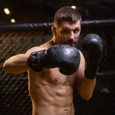 3. Rękawice bokserskie 8oz - Black Dragon - Valor Series