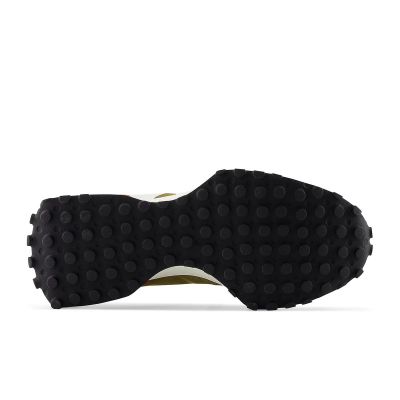 5. Buty New Balance M MS327HC